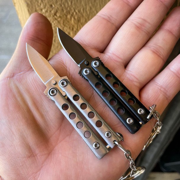 Quicky-Keychain-Butterfly-Knife-Mini-Novelty-Balisong-5.jpg Quicky Keychain Butterfly Knife Mini Novelty Balisong 5