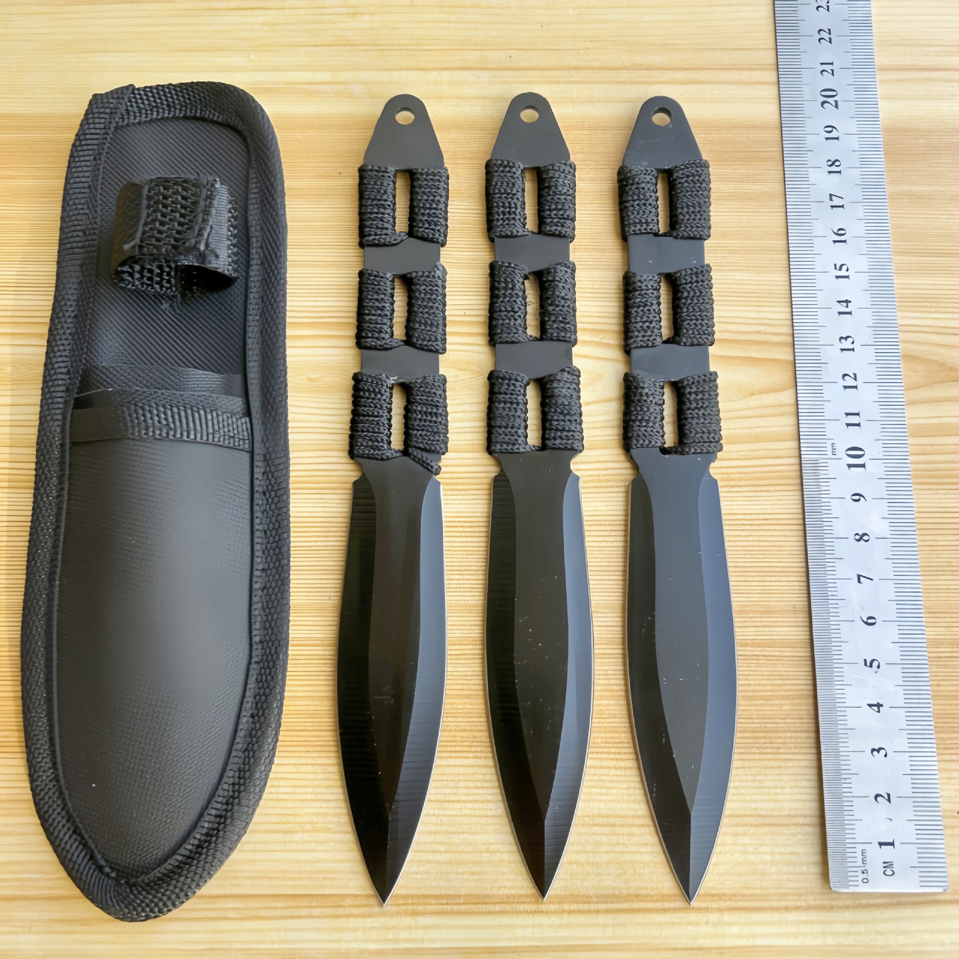 Trainingsset werpmessen YF090 – 3-delig, Zwart Trainingsset werpmessen YF090 – 3-delig, Zwart